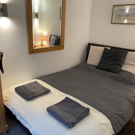 Delightful 1 Bedroom Chalet Throwleigh Экстерьер фото